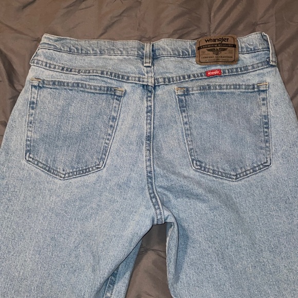 Wrangler Jeans - Picture 1 of 5